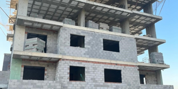 MERSİN'DE İKİ AYRI İŞ KAZASI: 1 ÖLÜ, 2 YARALI