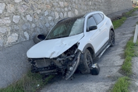 MERSİN'DEN ÜNİVERSİTE KAYDI İÇİN SAMSUN'A GELEN AİLE KAZA YAPTI: 5 YARALI