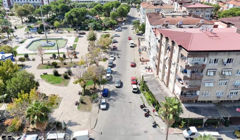 NAZİLLİ'DE SOKAKLAR YENİLENİYOR