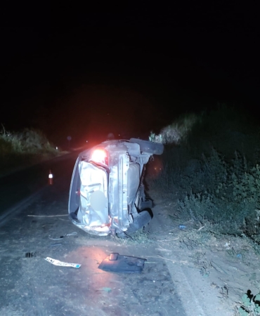ÖDEMİŞ'TE TAKLA ATAN OTOMOBİLDE 1 KİŞİ HAYATINI KAYBETTİ