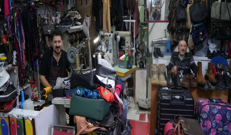 OKUL SEZONU VE YAĞMURLAR TAMİRCİLERİN YÜZÜNÜ GÜLDÜRDÜ