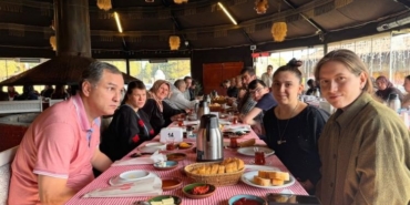 ÖZEL İHTİYAÇLI BİREYLER VE AİLELERİ KAHVALTIDA BULUŞTU