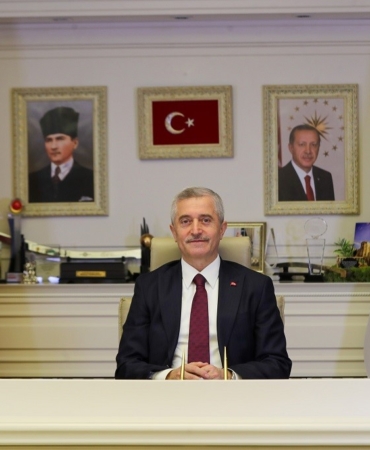ŞAHİNBEY BELEDİYESİ'NDEN ÖĞRENCİLERE DESTEK