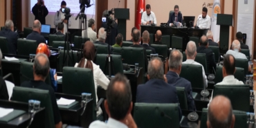 SAMSUN MECLİSİ'NDE ATAKUM PERSONEL MAAŞLARI GÜNDEME GELDİ