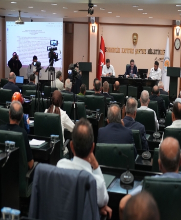 SAMSUN MECLİSİ'NDE ATAKUM PERSONEL MAAŞLARI GÜNDEME GELDİ