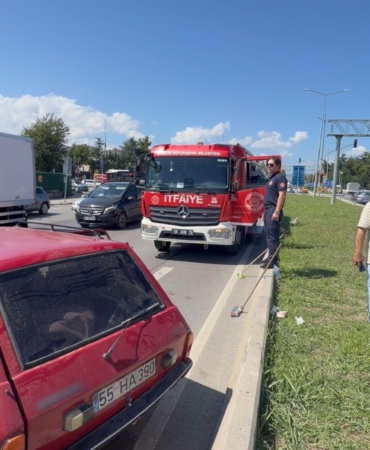 SAMSUN'DA ARAÇLAR ÇARPIŞTI: 2'Sİ ÇOCUK 3 YARALI