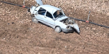 ŞARAMPOLE YUVARLANAN OTOMOBİLDEKİ BEBEK ÖLDÜ, 6 KİŞİ İSE YARALANDI
