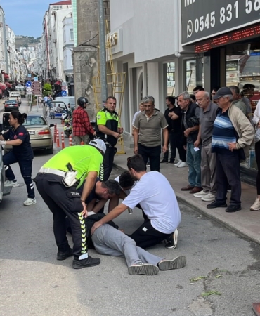 SİNOP'TA EPİLEPSİ KRİZİ GEÇİREN GENÇ OTOMOBİLE ÇARPTI