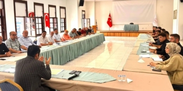 SİNOP'TA YETİM VE ÖKSÜZ ÖĞRENCİLERE ÖRNEK EĞİTİM DESTEĞİ