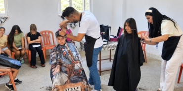 SÖKE BELEDİYESİ'NDEN OKUL ÖNCESİ ÜCRETSİZ SAÇ TIRAŞI