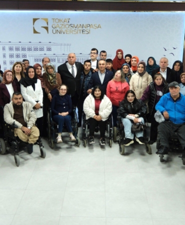 TOGÜ REKTÖRÜ YILMAZ; "ÖZEL İHTİYAÇLI BİREYLERE KAPIMIZ HER ZAMAN AÇIK"