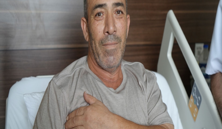 TÜM ORGANLARI TERS YERDE: DOKTORLAR BİLE ŞAŞIRDI KALBİNİN SAĞDA OLDUĞUNU 26 YAŞINDA, TÜM ORGANLARININ TERS OLDUĞUNU 54 YAŞINDA ÖĞRENDİ