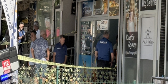 Tarsus’ta uzaklaştırma kararı bulunan koca eşini öldürüp intihar etti