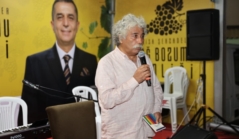 ÜZÜM ÜRETİCİLERİNİN SORUNLARI VE ÇÖZÜM ÖNERİLERİ MASAYA YATIRILDI