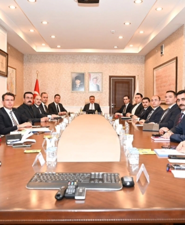 VALİ BARUŞ'TAN "KAMU HİZMETLERİNİN ETKİN, HIZLI VE VATANDAŞ ODAKLI" VURGUSU