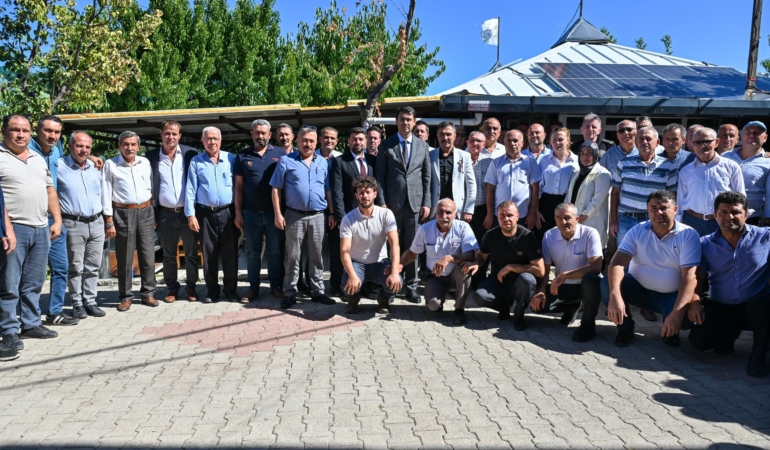 VALİ KARTAL, MUHTARLARLA BİR ARAYA GELDİ