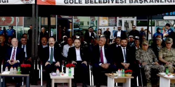 VALİ YAMLI, GÖLE İLÇESİNDE DÜZENLENEN AÇILIŞ PROGRAMINA KATILDI