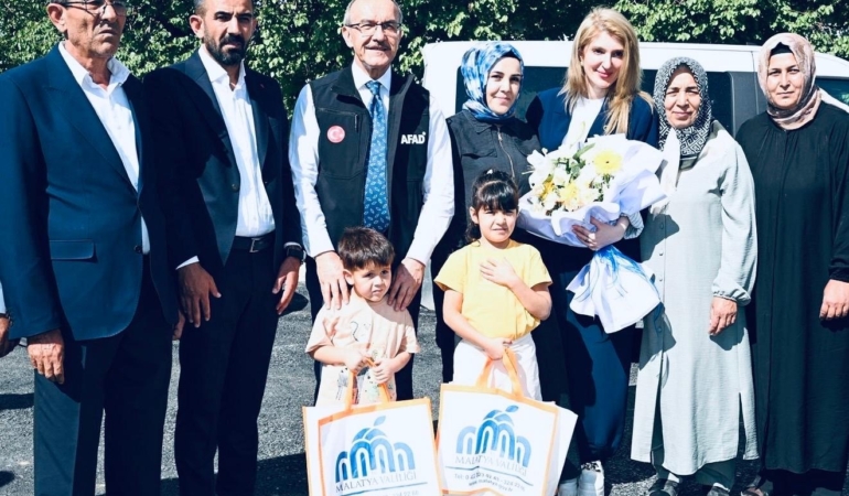 VALİ YAVUZ VE MİLLETVEKİLİ ÖLMEZTOPRAK'TAN AKÇADAĞ'DA KAPSAMLI İNCELEME MİLLETVEKİLİ ÖLMEZTOPRAK: "MALATYA'MIZI HEP BİRLİKTE AYAĞA KALDIRIYORUZ"