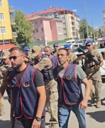 YANGIN SÜSÜ VERİLEN  YAŞLI ÇİFT CİNAYETİ, X-RAY CİHAZINDAKİ AYRINTI İLE AYDINLATILDI