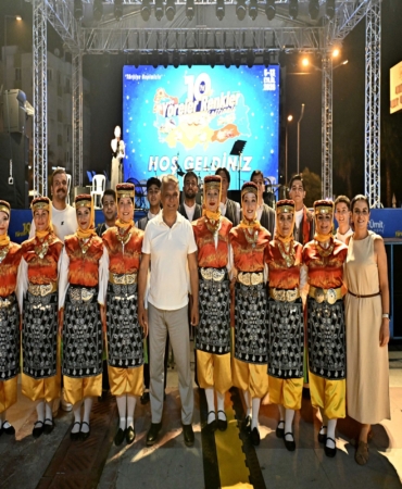 YÖRELER RENKLER FESTİVALİ'NDE GÜNEYDOĞU ANADOLU GECESİ