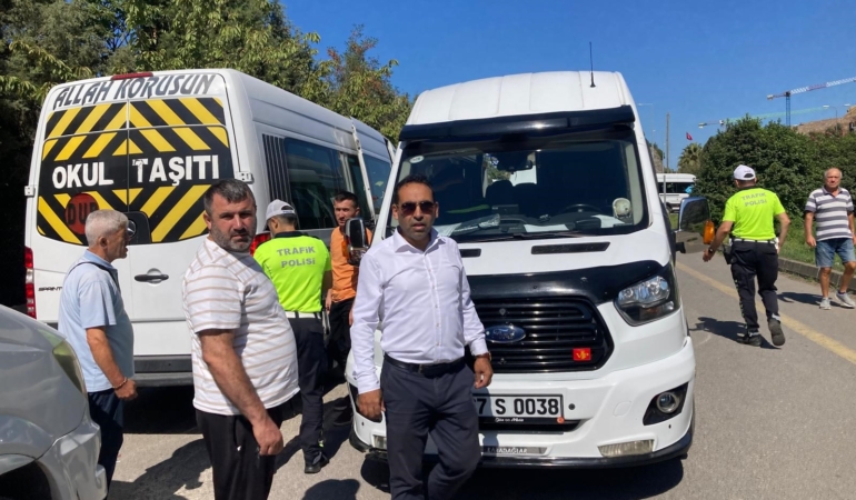 ZONGULDAK'TA ÖĞRENCİLERİN GÜVENLİĞİ İÇİN SERVİS ARAÇLARINA SIKI DENETİM