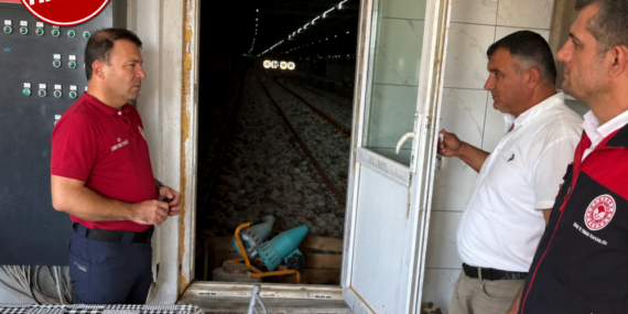 Üreten Denizli, Büyüyen Tarım! İl Müdürü Zayim’den Bekilli’de Tavukçuluk İşletmesine Ziyaret