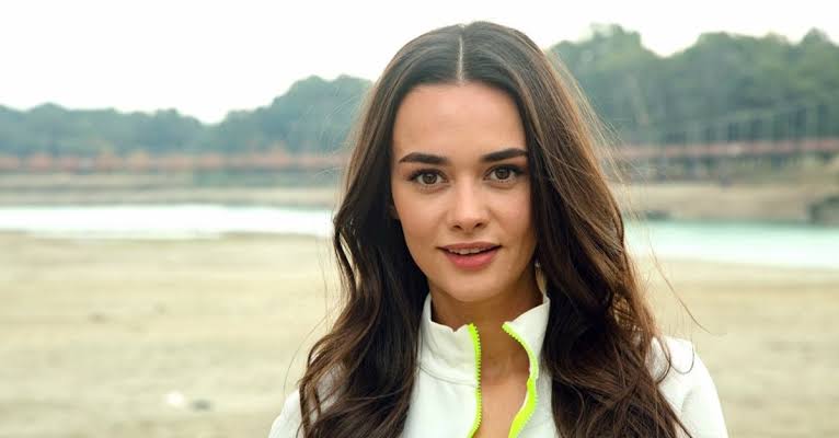 Hande Soral Kimdir? Kaç Yaşında, Nereli ve Evli mi?