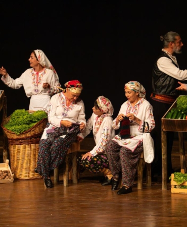 'BÖYLEDİR BİZİM SEVDAMIZ' SAHNESİNDE DUYGU VE SANAT BULUŞTU