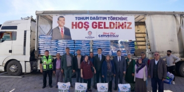 19 İLÇEDE 2065 ÜRETİCİYE 170 TON TOHUM DESTEĞİ SAĞLANDI BAŞKAN ÇAVUŞOĞLU: "TOPRAĞIN EMEKÇİSİ YALNIZ DEĞİL"