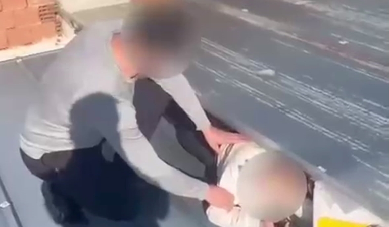 20 SUÇ KAYDI VARDI...ÇATIDA BÖYLE YAKALANDI