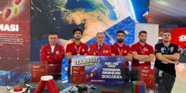 8 ÜLKEYİ GERİDE BIRAKAN TÜRK EKİBİNDEN UYDU ŞAMPİYONLUĞU