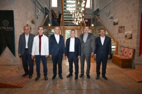 ABDULLAH GÜLER'DEN Bİ MEKAN MÜZE KAFE'YE ÖVGÜ: "ÇOK GÜZEL BİR YER OLMUŞ"