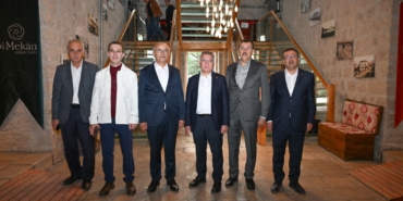 ABDULLAH GÜLER'DEN Bİ MEKAN MÜZE KAFE'YE ÖVGÜ: "ÇOK GÜZEL BİR YER OLMUŞ"