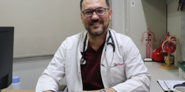 AÇIK KALP AMELİYATI ÖNERİLEN HASTA KAPALI İŞLEMLE YENİ AORT KAPAĞINA KAVUŞTU AYDIN'DAN DENİZLİ'YE TEDAVİ İÇİN GELEN 75 YAŞINDAKİ HASTA TAVI YÖNTEMİYLE SAĞLIĞINA KAVUŞTU
