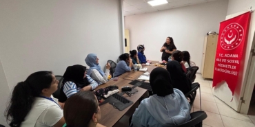 ADANA'DA "EVLİLİK VE AİLE HAYATI" EĞİTİMİ DÜZENLENDİ