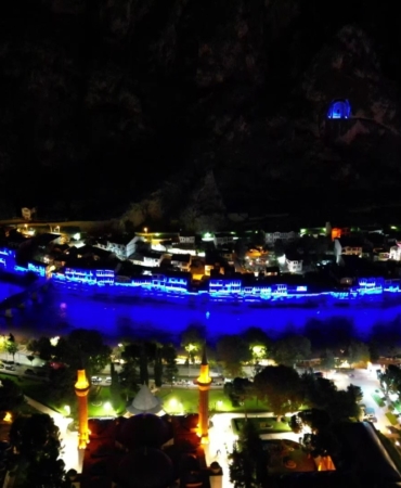 AMASYA'NIN DÜNYA MİRASININ IŞIK SİSTEMİ YENİLENDİ: "RÜYA ŞEHİR"