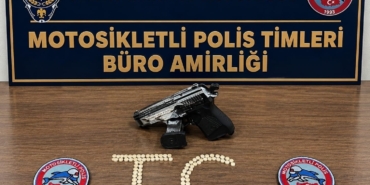ANTAKYA'DA 119 UYUŞTURUCU HAP VE KURUSIKI TABANCA ELE GEÇİRİLDİ