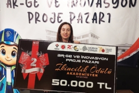 BŞEÜ'LÜ AKADEMİSYENE 50 BİN TL'LİK İKİNCİLİK ÖDÜLÜ