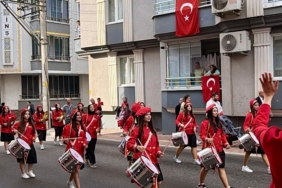 BAFRA'DA ÖĞRENCİLERDEN ÖĞRETMENLERİNE VEFA