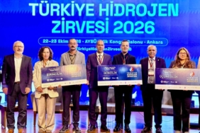 BAŞKAN ÖZDEMİR TÜRKİYE HİDROJEN ZİRVESİ'NDE NİĞDE'NİN YEŞİL ENERJİ MODELİNİ ANLATTI