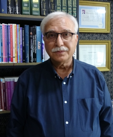 BATI NİL VİRÜSÜ TÜRKİYE'Yİ DE TEHDİT EDİYOR PROF. DR. TEVFİK ÖZLÜ: "TÜRKİYE'DE DE GÖRÜLME RİSKİ VAR. AŞISI VE ÖZEL İLACI BULUNMUYOR" "KORUNMA EN GÜZEL TEDBİR. SİNEKLERİN BULUNDUĞU ORTAMLARA, BİRİKMİŞ SULARIN BULUNDUĞU ORTAMLARA ÇOK GİTMEMEK GEREKİYOR"