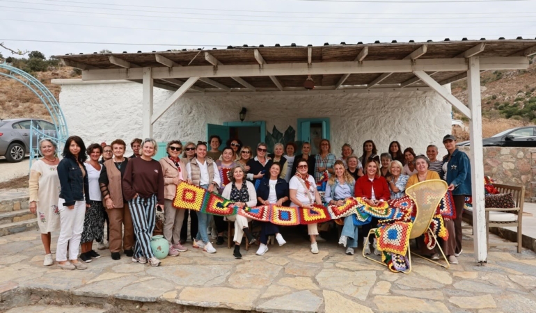 BODRUM SOKAKLARINA KADIN ELİ DEĞECEK