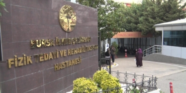 BURSA'DA 723 YILLIK ŞİFA GEÇMİŞİ OLAN ASKERİ HASTANE TAŞINIYOR VATANDAŞLAR VE HASTALAR ASKERİ HASTANE'NİN TAŞINMA KARARININ YENİDEN GÖZDEN GEÇİRİLMESİNİ İSTİYOR