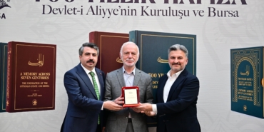 BURSA'NIN 700 YILLIK HAFIZASI KİTAPLAŞTIRILDI BURSA'NIN TARİHİNE IŞIK TUTACAK DEV ESER