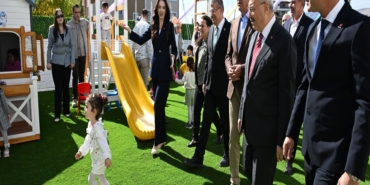 ÇİVRİL'DE 132 ÖĞRENCİ KAPASİTELİ DENİZ YILDIZI GÜNDÜZ BAKIMEVİ AÇILDI