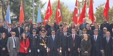 ÇİVRİL'DE 29 EKİM COŞKUSU TÖRENLERLE BAŞLADI