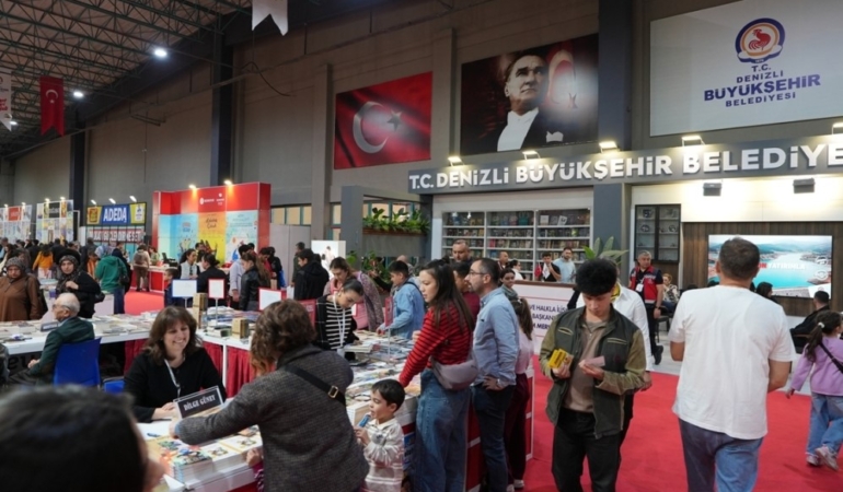 DENİZLİ TÜYAP KİTAP FUARI REKOR KATILIMLA SONA ERDİ