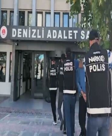 DENİZLİ'DE DÜZENLENEN UYUŞTURUCU OPERASYONUNDA 10 ŞÜPHELİ TUTUKLANDI