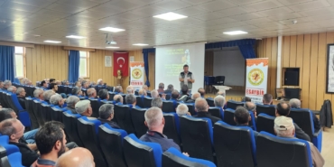 ESKİŞEHİR'DE ARICILARA "ORMAN YANGINLARINI ÖNLEME VE FARKINDALIK" EĞİTİM SEMİNERİ: BELGESİZ ÜRETİCİLERE KONAKLAMA İZNİ YOK