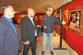 FAHRETTİN KEREM ÇEVİK, ÇEŞME'DE KÜLTÜR YOLU FESTİVALİ ETKİNLİKLERİNİ İNCELEDİ